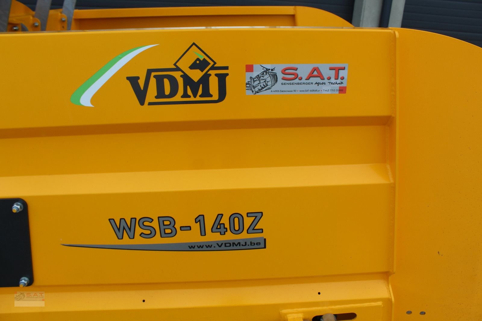 Einstreutechnik of the type VDMJ 140 Z-Einstreumaschine-Einstreugerät, Neumaschine in Eberschwang (Picture 17)