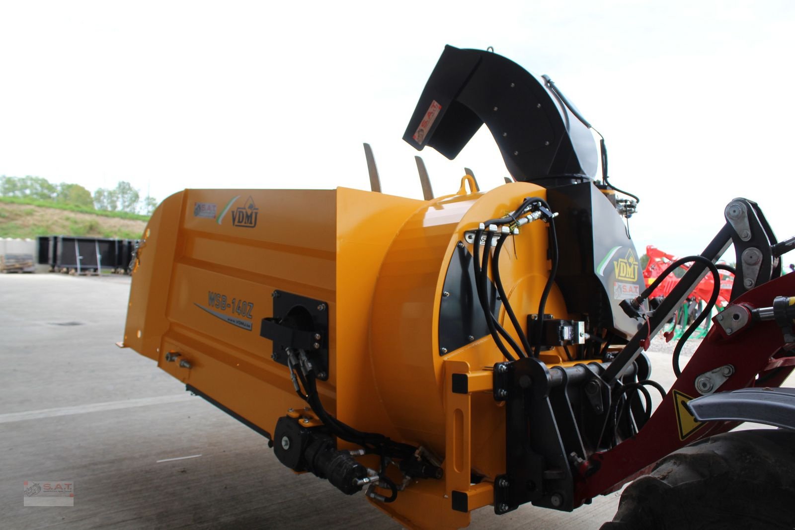 Einstreutechnik of the type VDMJ 140 Z-Einstreumaschine-Einstreugerät, Neumaschine in Eberschwang (Picture 11)