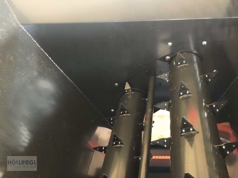 Einstreutechnik typu ZAGRODA Einstreugerät, Neumaschine v Hohenburg (Obrázek 4)