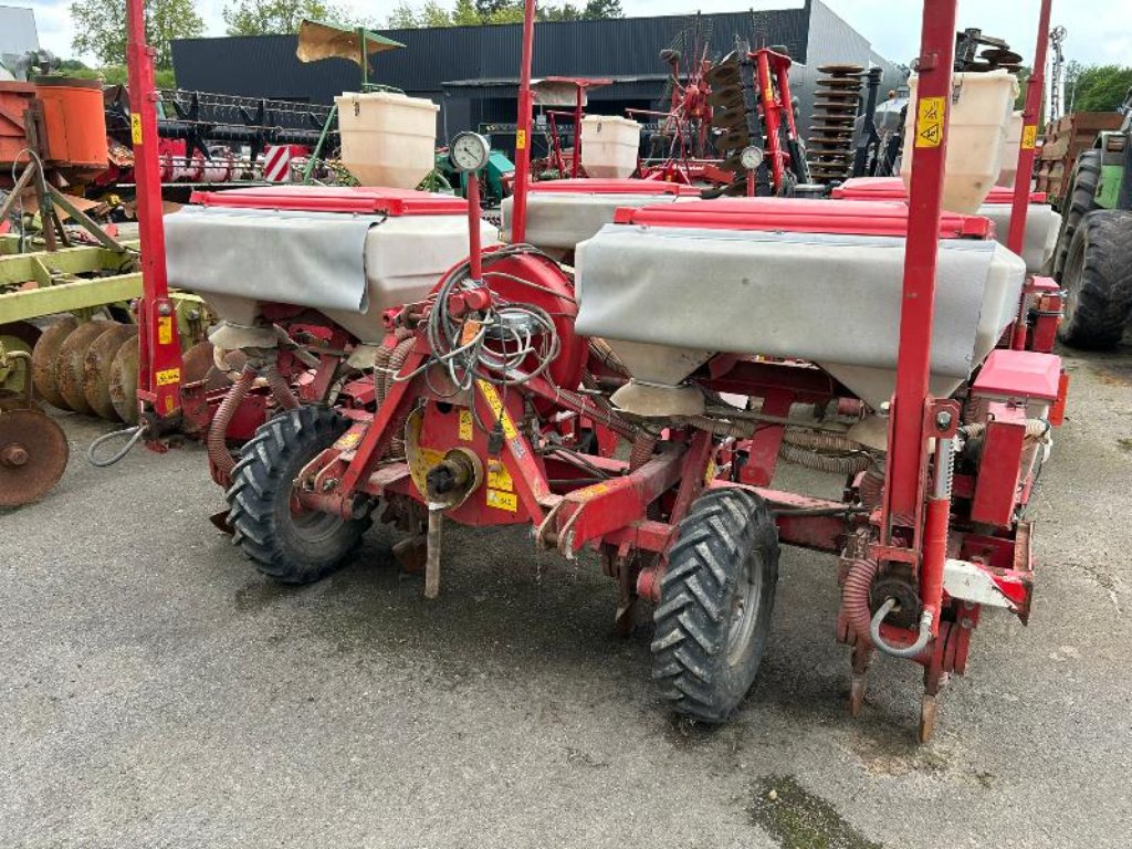 Einzelkornsägerät des Typs Accord OPTIMA, Gebrauchtmaschine in JOSSELIN (Bild 1)