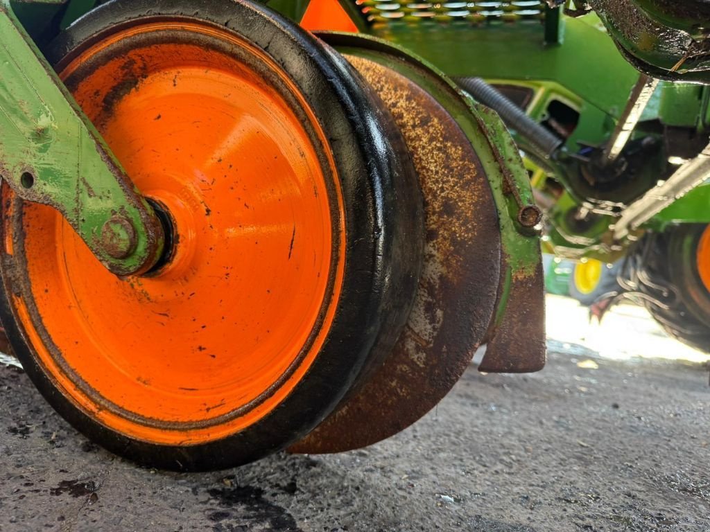 Einzelkornsägerät от тип Amazone ED 452 K, Gebrauchtmaschine в YTRAC (Снимка 9)