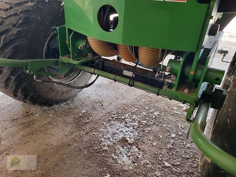 Einzelkornsägerät of the type Amazone EDC 6000-TC 8-75, Gebrauchtmaschine in Salsitz (Picture 14)