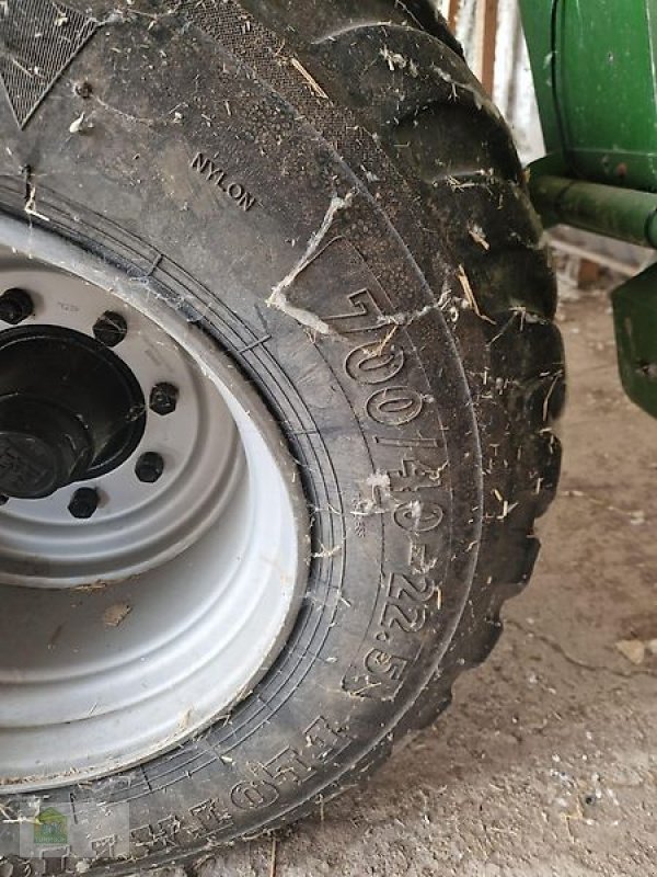 Einzelkornsägerät of the type Amazone EDC 6000-TC 8-75, Gebrauchtmaschine in Salsitz (Picture 3)