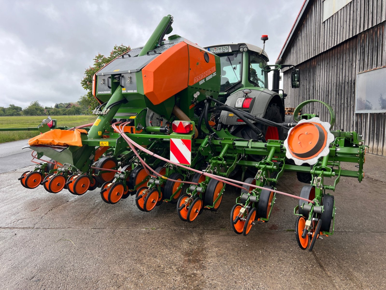 Einzelkornsägerät des Typs Amazone EDX 6000 2 C, Gebrauchtmaschine in Schlier (Bild 3)