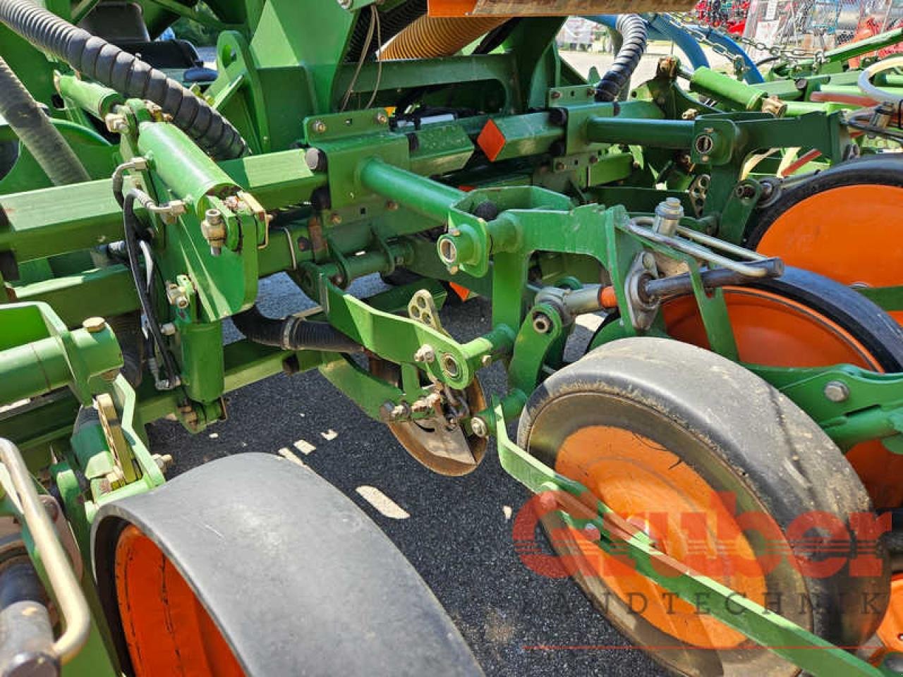 Einzelkornsägerät des Typs Amazone EDX 6000-TC, Gebrauchtmaschine in Ampfing (Bild 13)