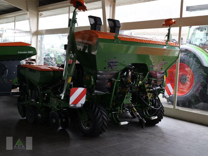 Einzelkornsägerät of the type Amazone Precea 4500-2CC, Vorführmaschine in Markt Hartmannsdorf