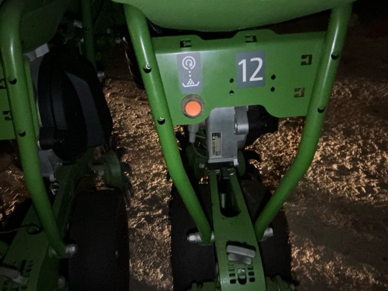 Einzelkornsägerät типа Amazone Precea 6000-2FCC + FTender 1600, Gebrauchtmaschine в Neubrandenburg (Фотография 19)