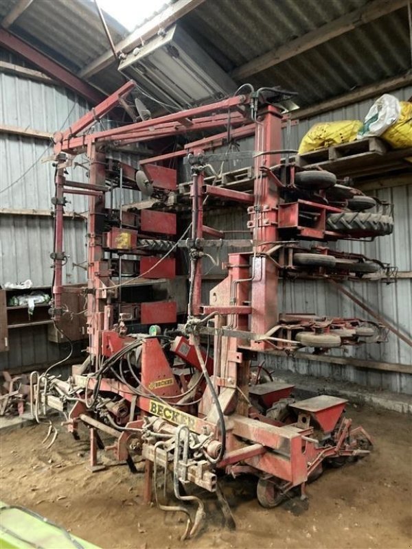 Einzelkornsägerät του τύπου Becker 12 rækker  Flydende gødningsplacering, Gebrauchtmaschine σε Aalestrup (Φωτογραφία 2)