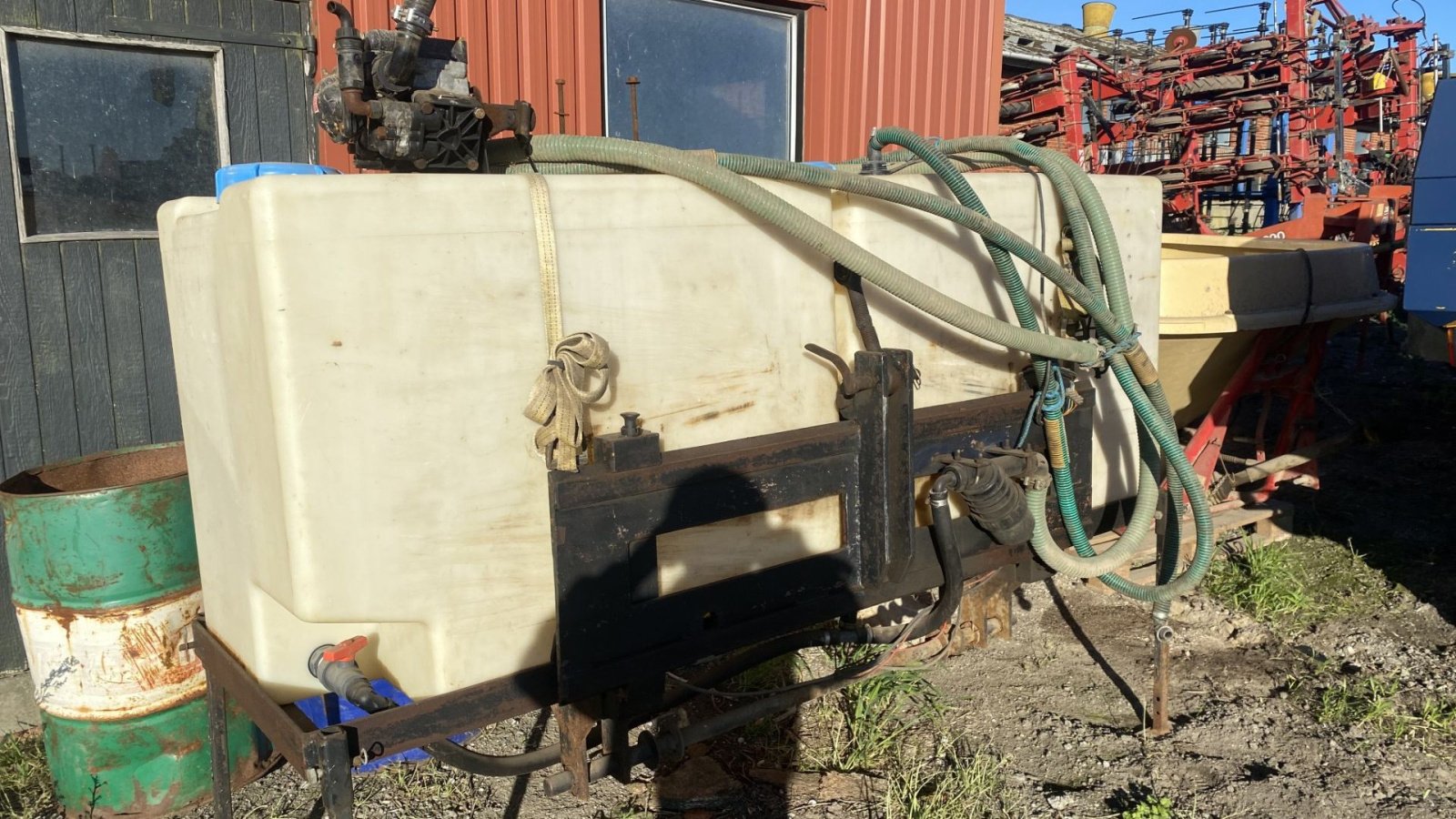 Einzelkornsägerät tipa Becker 12 rækket såmaskine med udstyr til flydende gødning. Fronttank medfølger til prisen., Gebrauchtmaschine u øster ulslev (Slika 6)