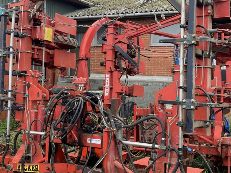 Einzelkornsägerät του τύπου Becker 12 rækket såmaskine med udstyr til flydende gødning. Fronttank medfølger til prisen., Gebrauchtmaschine σε øster ulslev (Φωτογραφία 1)
