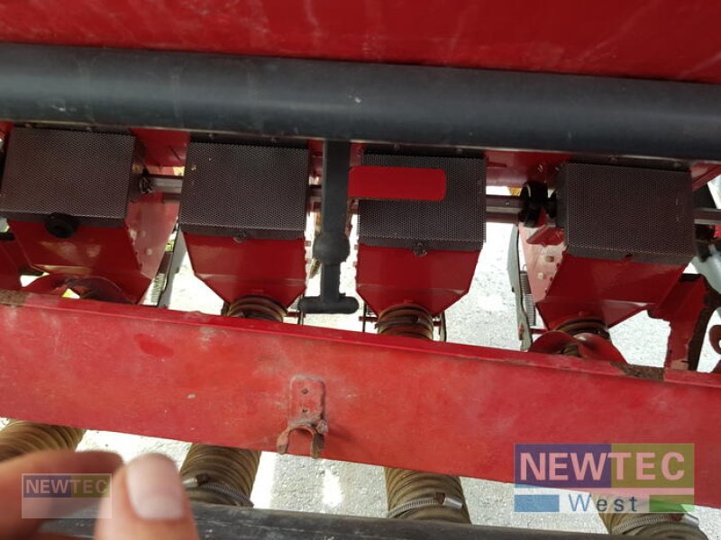 Einzelkornsägerät za tip Becker AEROMAT HKT 12 DTE, Gebrauchtmaschine u Heinbockel-Hagenah (Slika 26)