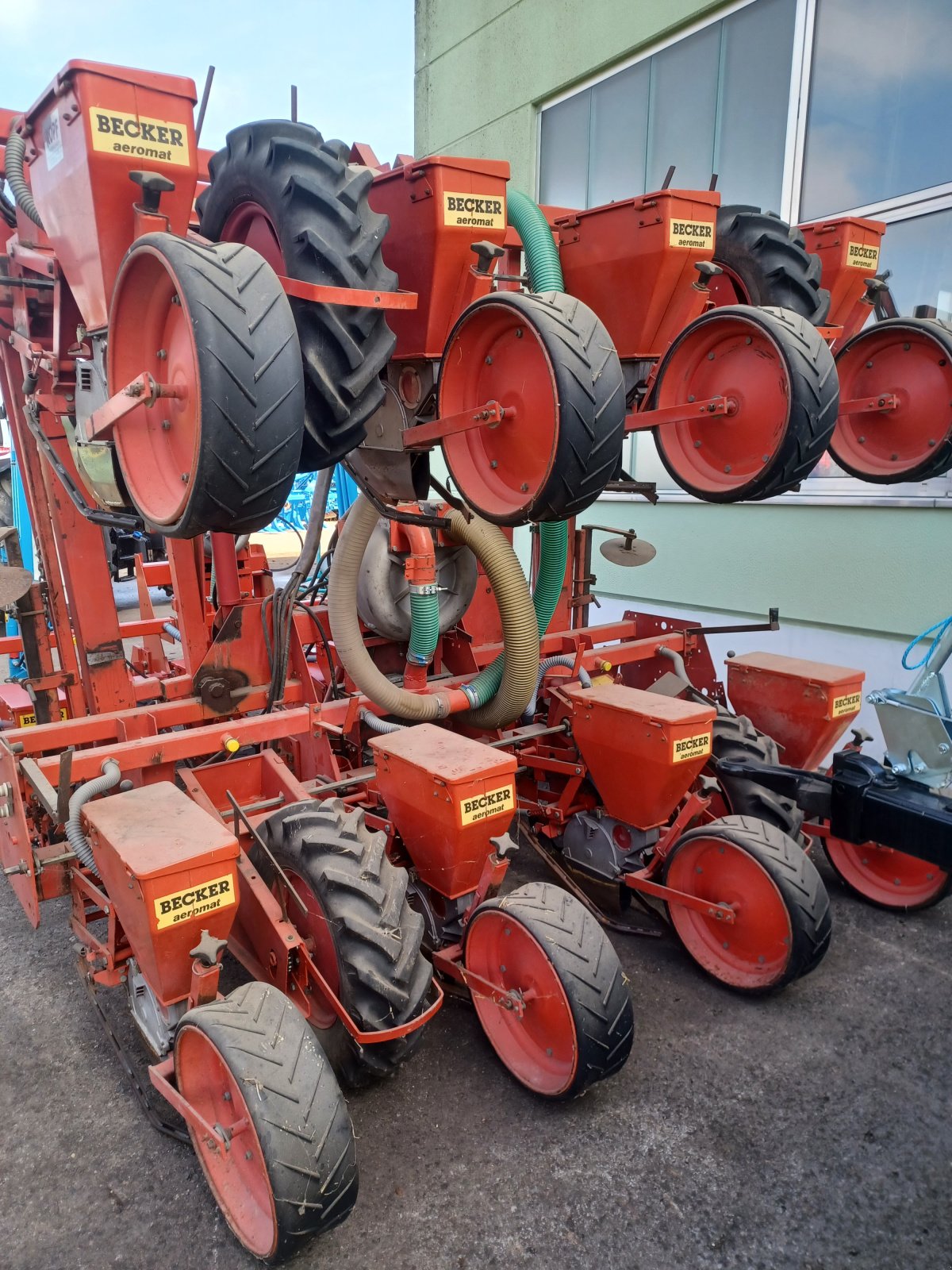 Einzelkornsägerät of the type Becker Aeromat  II, Gebrauchtmaschine in Uffenheim (Picture 3)