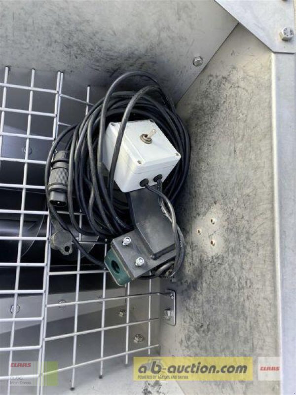 Einzelkornsägerät des Typs Becker AEROMAT P12 HKT DTE FRONTTANK, Gebrauchtmaschine in Wassertrüdingen (Bild 3)