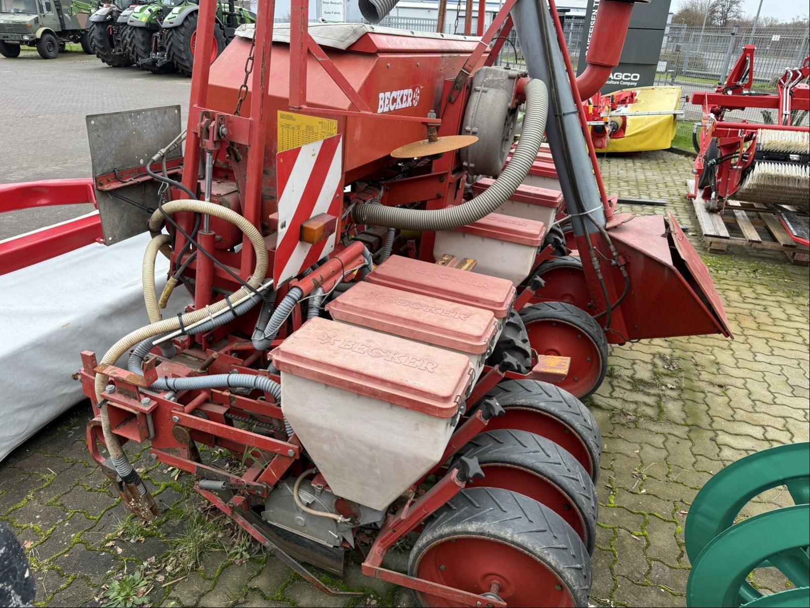 Einzelkornsägerät tip Becker Aeromat T 8-Reihig, Gebrauchtmaschine in Elmenhorst-Lanken (Poză 3)