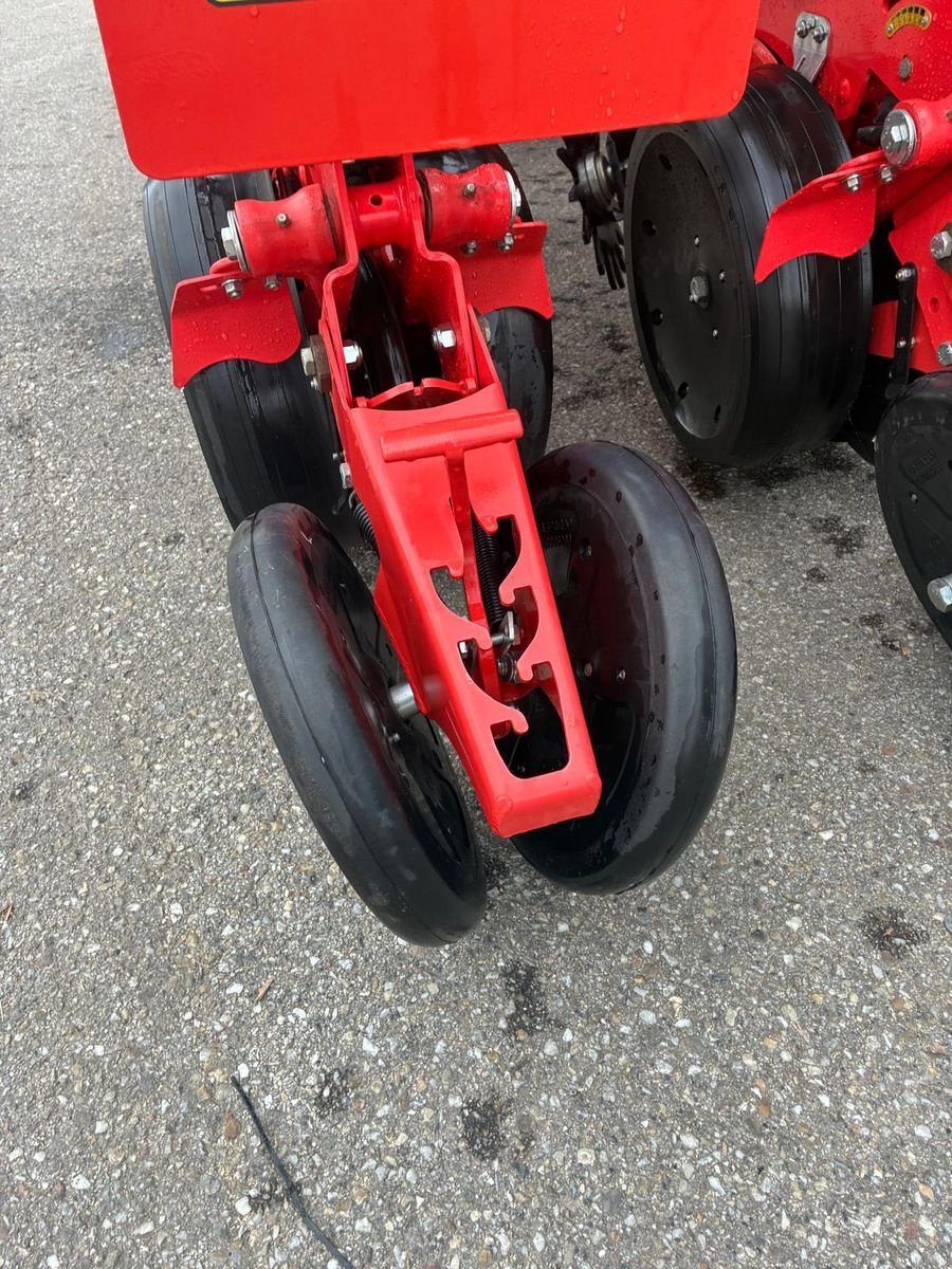 Einzelkornsägerät typu Gaspardo Magica 6R, Neumaschine v Grund (Obrázek 11)