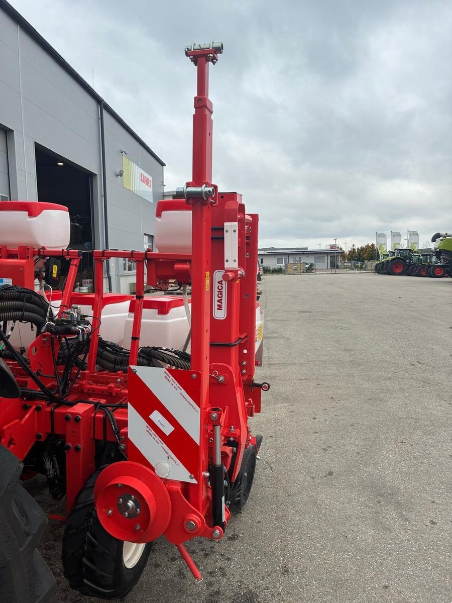 Einzelkornsägerät typu Gaspardo Magica 6R, Neumaschine v Grund (Obrázek 9)