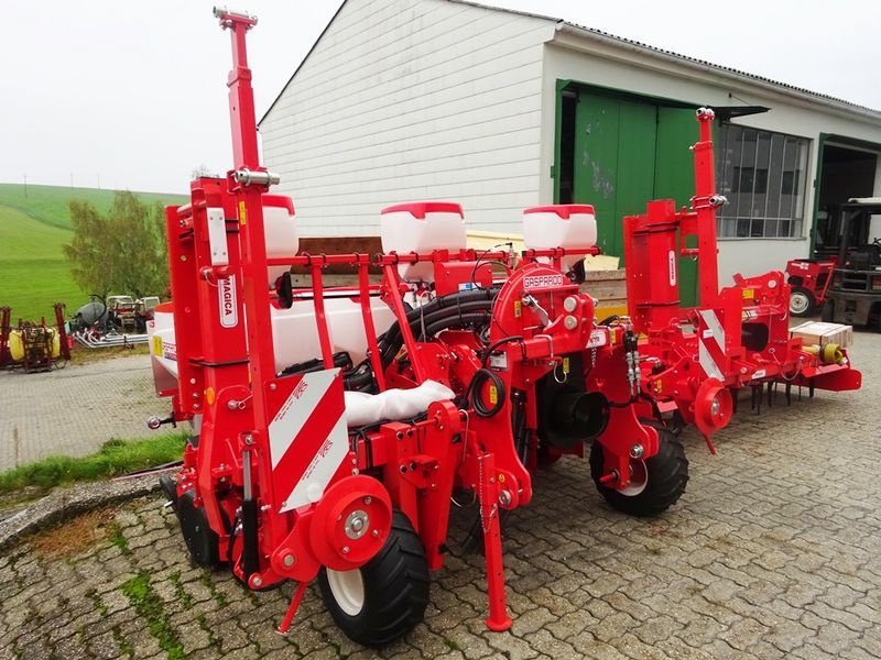 Einzelkornsägerät des Typs Gaspardo Magica Isotronic 6-reihgie Einzelkornsämaschine, Neumaschine in St. Marienkirchen (Bild 4)