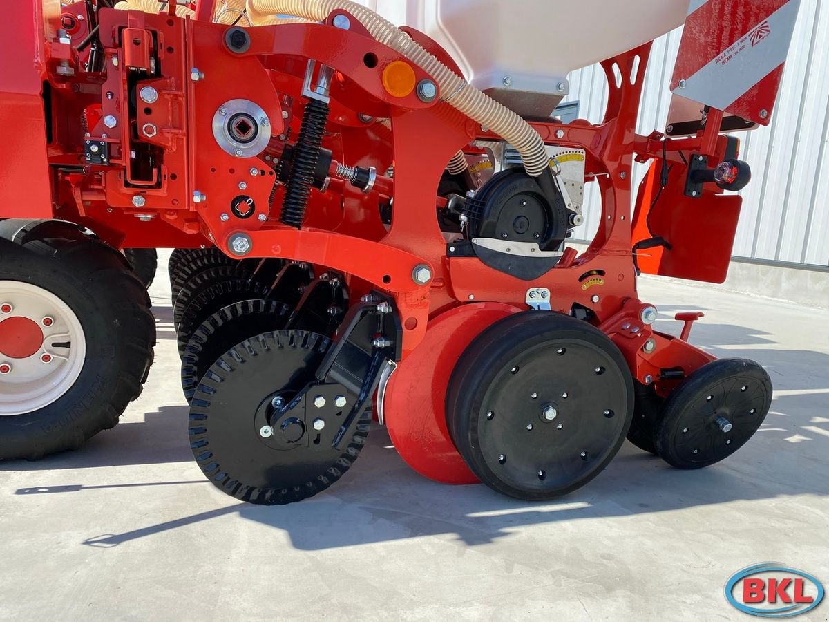 Einzelkornsägerät des Typs Gaspardo Maschio Magica MTR 8 BASE Hydraulisch verstel, Neumaschine in Rovisce (Bild 9)