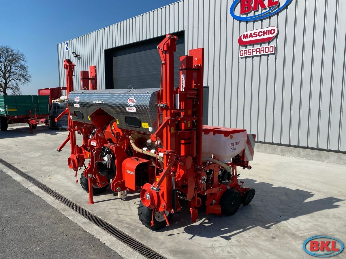 Einzelkornsägerät des Typs Gaspardo Maschio Magica MTR 8 BBX Hydraulisch verstel, Neumaschine in Rovisce (Bild 3)