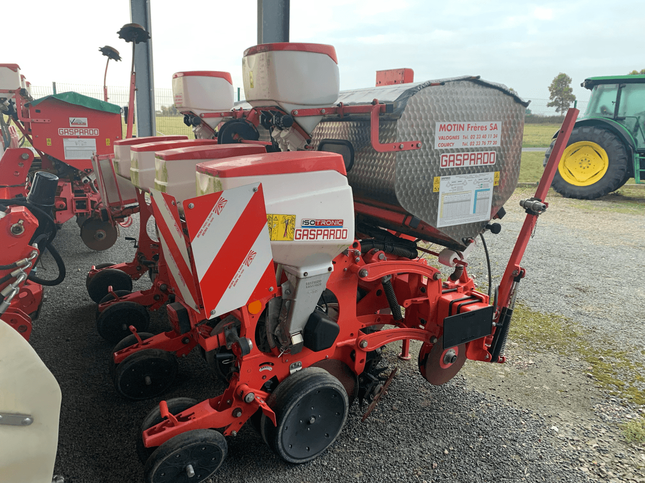 Einzelkornsägerät typu Gaspardo MTE 300 - 6 RANGS, Gebrauchtmaschine w CINTHEAUX (Zdjęcie 3)