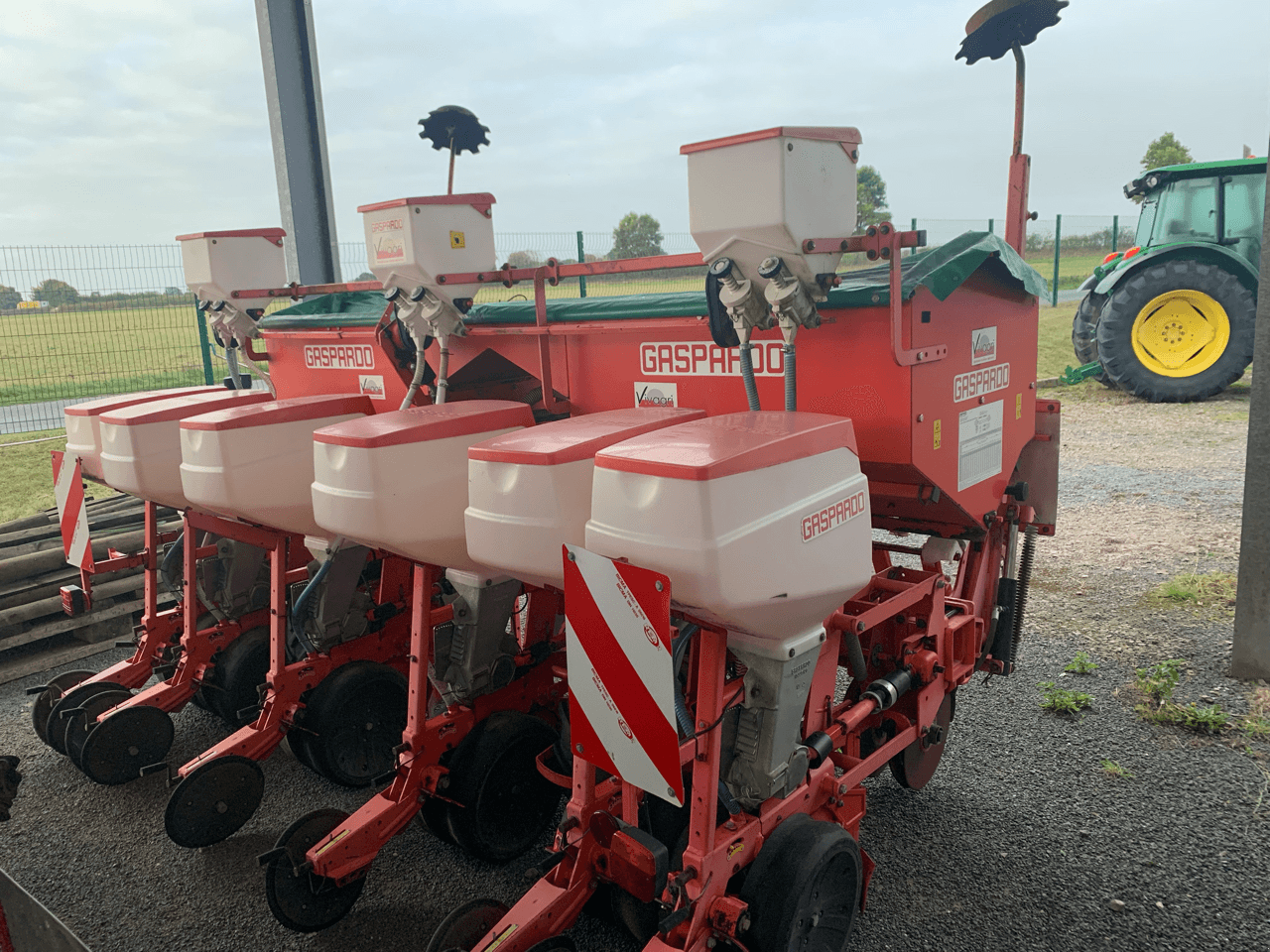 Einzelkornsägerät typu Gaspardo MTE 300 - 6 RANGS, Gebrauchtmaschine w CINTHEAUX (Zdjęcie 4)