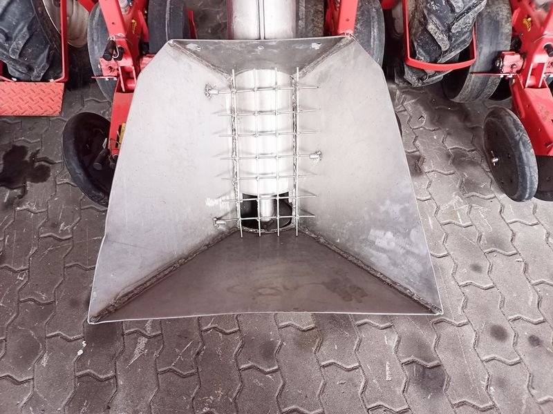 Einzelkornsägerät des Typs Gaspardo MTE 300 6-reihige Einzelkornsämaschine t, Gebrauchtmaschine in St. Marienkirchen (Bild 8)