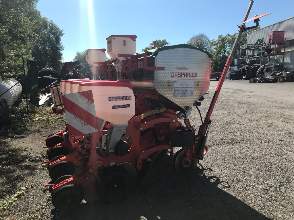 Einzelkornsägerät of the type Gaspardo MTE 4 RANGS ISOTRONIC, Gebrauchtmaschine in MORLHON LE HAUT (Picture 4)