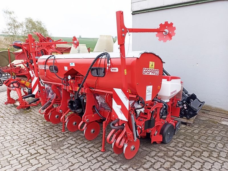 Einzelkornsägerät of the type Gaspardo MTE-R 300 6-reihige BB-XL Isobus, Neumaschine in St. Marienkirchen (Picture 1)