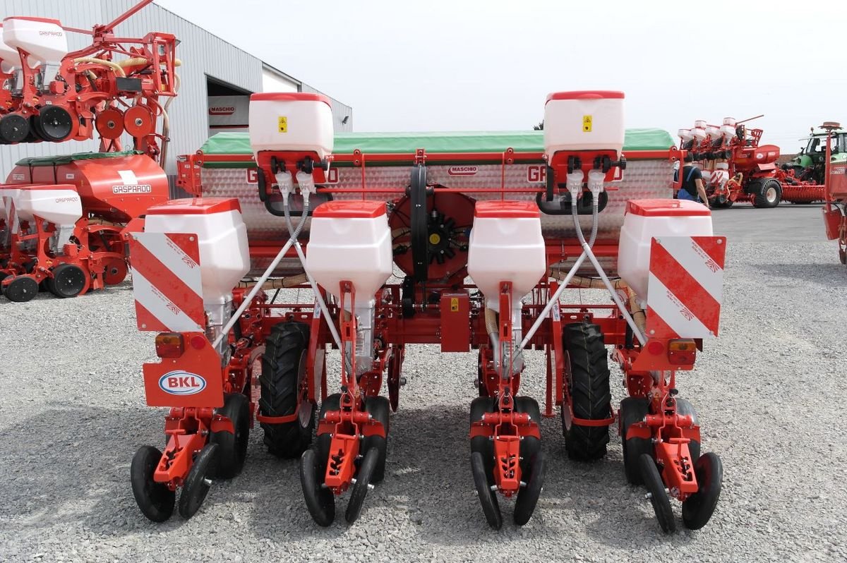 Einzelkornsägerät del tipo Gaspardo MTR 4 Reihen mit Inox Düngerstreuer, Neumaschine In Rovisce (Immagine 6)