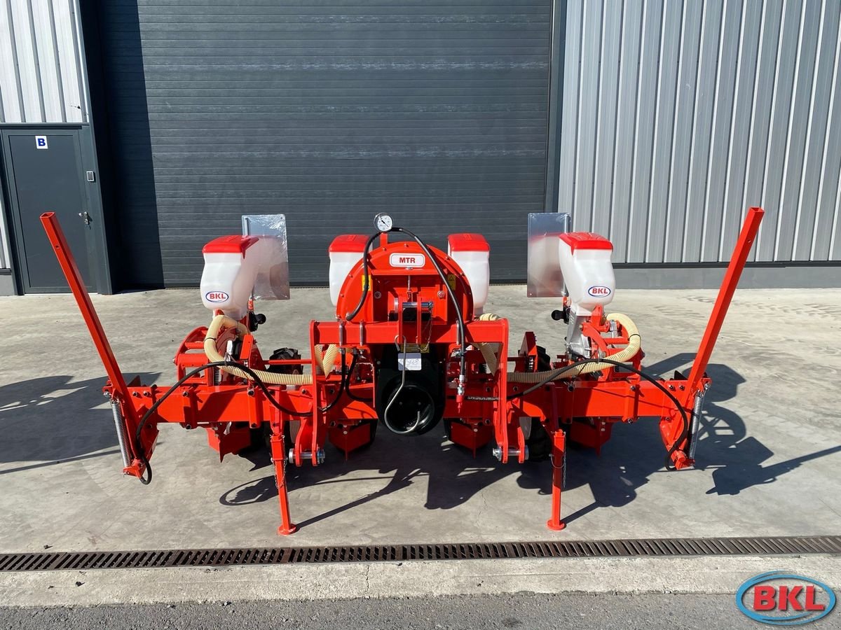 Einzelkornsägerät tip Gaspardo MTR 4-Reihig  Einzelkornsämaschine, Neumaschine in Rovisce (Poză 2)
