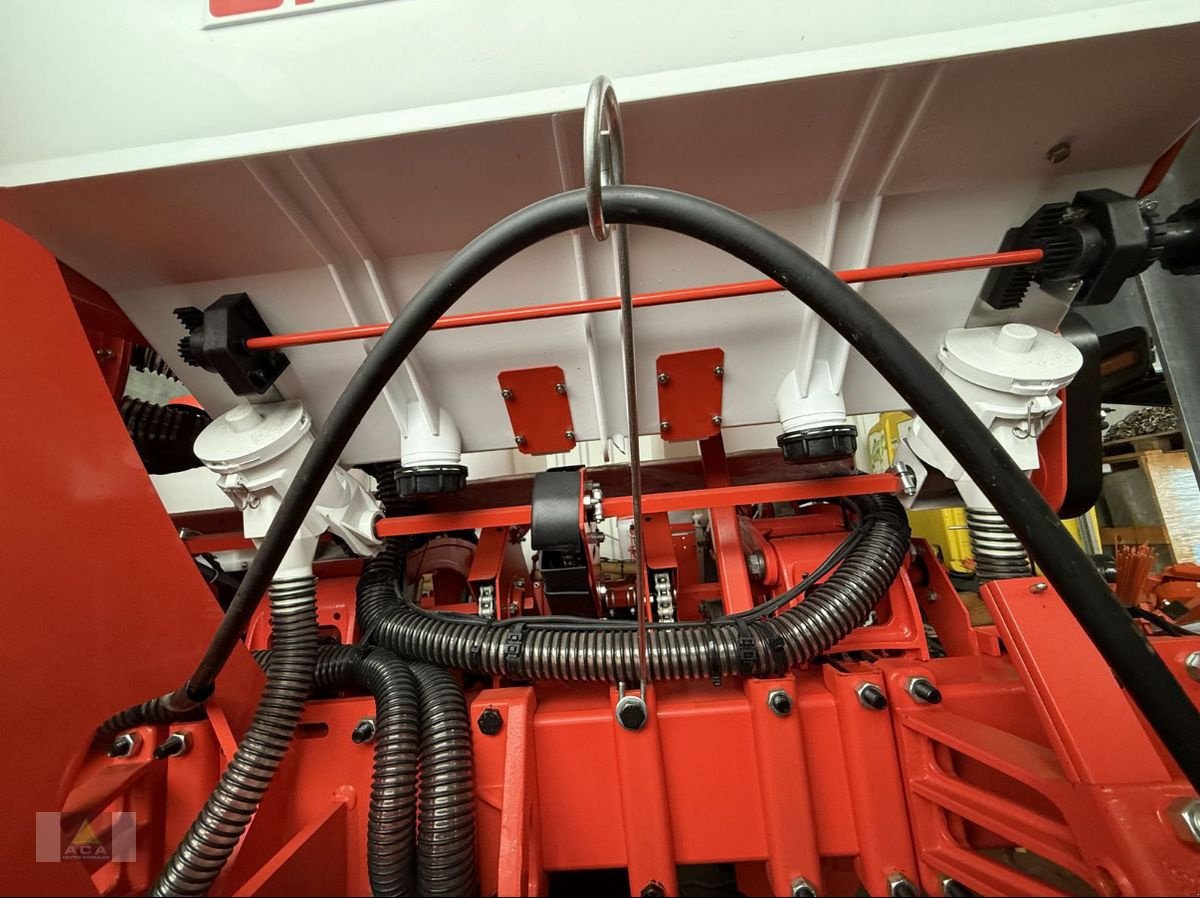 Einzelkornsägerät du type Gaspardo MTR 4-REIHIG, Neumaschine en Markt Hartmannsdorf (Photo 8)