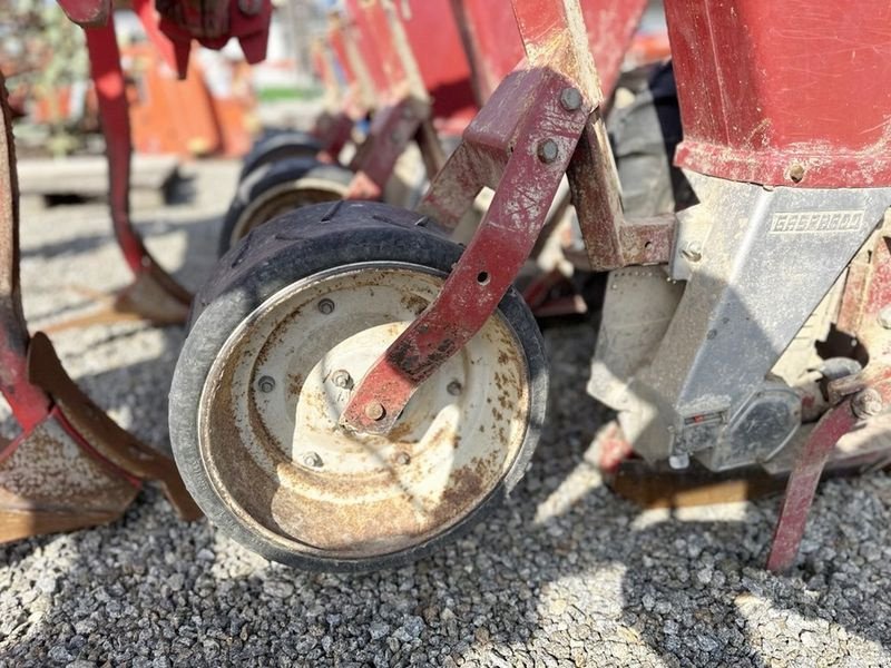 Einzelkornsägerät tip Gaspardo SP 520 Einzelkornsämaschine 4-reihig, Gebrauchtmaschine in St. Marienkirchen (Poză 4)