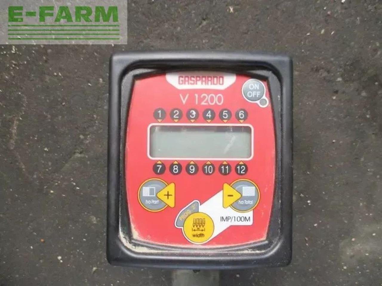 Einzelkornsägerät za tip Gehl manta 8-reihige einzelkornsämaschine, Gebrauchtmaschine u SANKT MARIENKIRCHEN BEI SCHÄRDING (Slika 8)