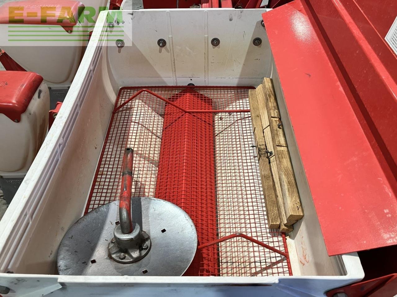 Einzelkornsägerät typu Gehl sp mit düngerstreuer, Gebrauchtmaschine v Sierning (Obrázek 11)