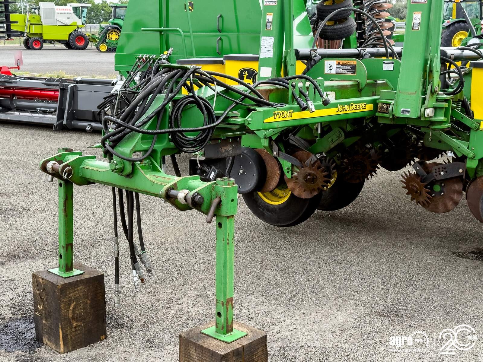 Einzelkornsägerät типа John Deere 1770NT MaxEmerge XP 16 row seeder, foldable, with Computer-Trak 350 control unit, Gebrauchtmaschine в Csengele (Фотография 8)