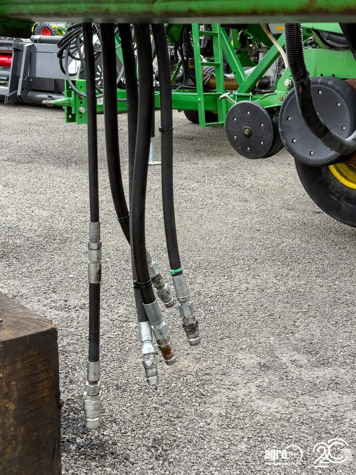 Einzelkornsägerät типа John Deere 1770NT MaxEmerge XP 16 row seeder, foldable, with Computer-Trak 350 control unit, Gebrauchtmaschine в Csengele (Фотография 10)