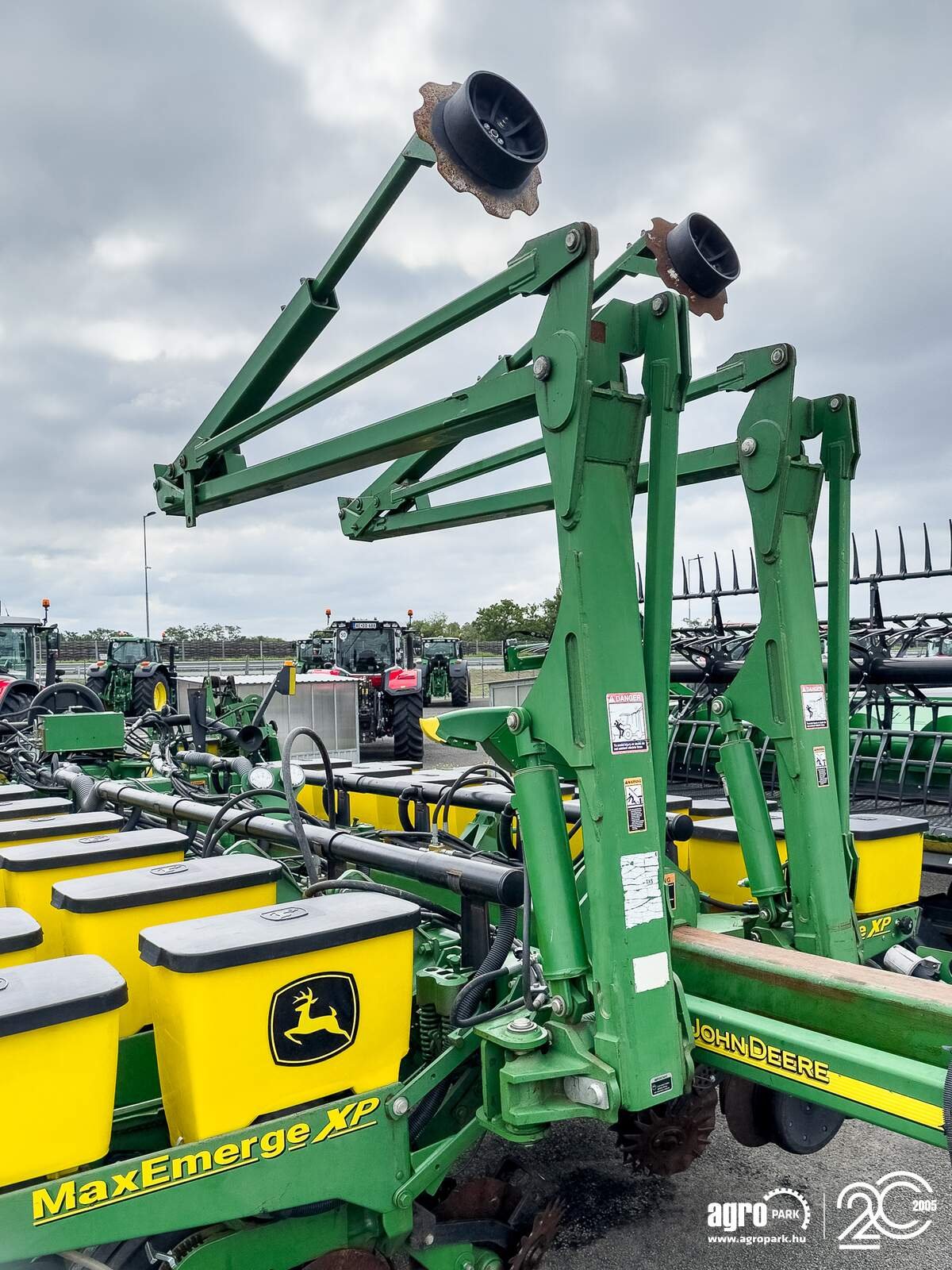 Einzelkornsägerät типа John Deere 1770NT MaxEmerge XP 16 row seeder, foldable, with Computer-Trak 350 control unit, Gebrauchtmaschine в Csengele (Фотография 15)