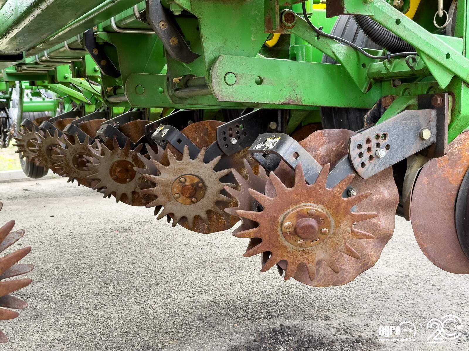 Einzelkornsägerät типа John Deere 1770NT MaxEmerge XP 16 row seeder, foldable, with Computer-Trak 350 control unit, Gebrauchtmaschine в Csengele (Фотография 28)