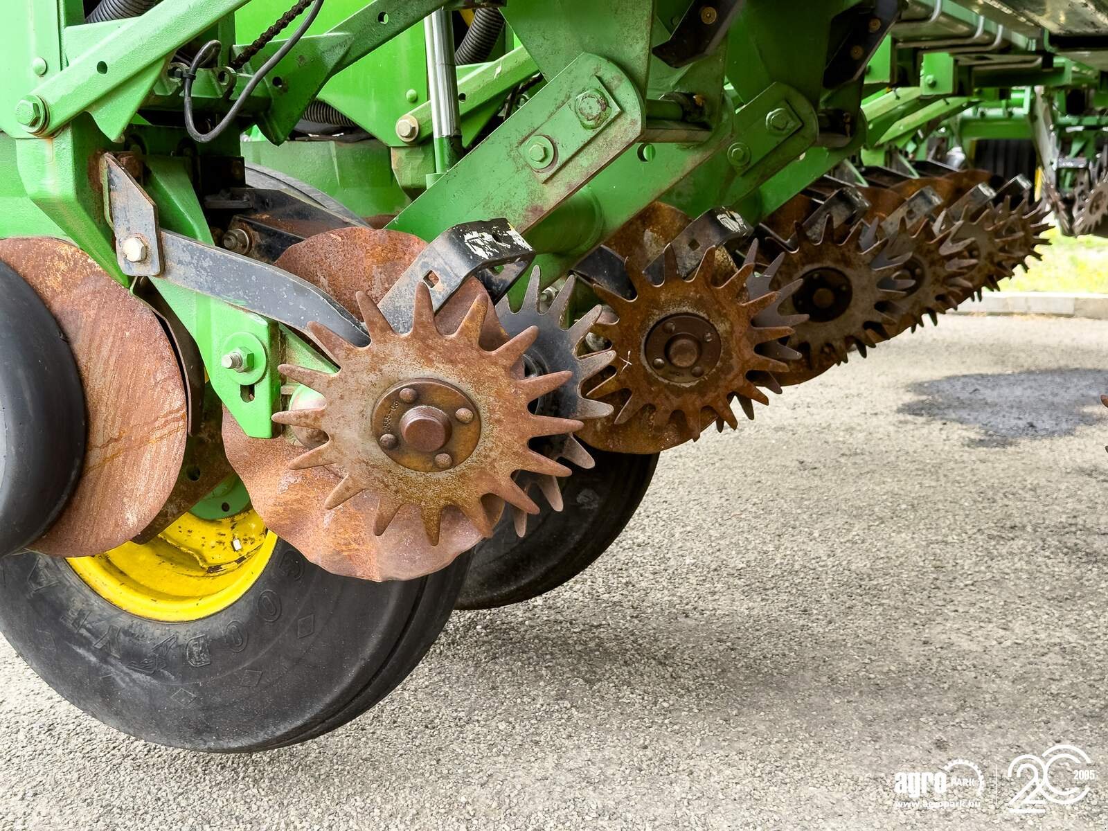 Einzelkornsägerät типа John Deere 1770NT MaxEmerge XP 16 row seeder, foldable, with Computer-Trak 350 control unit, Gebrauchtmaschine в Csengele (Фотография 29)