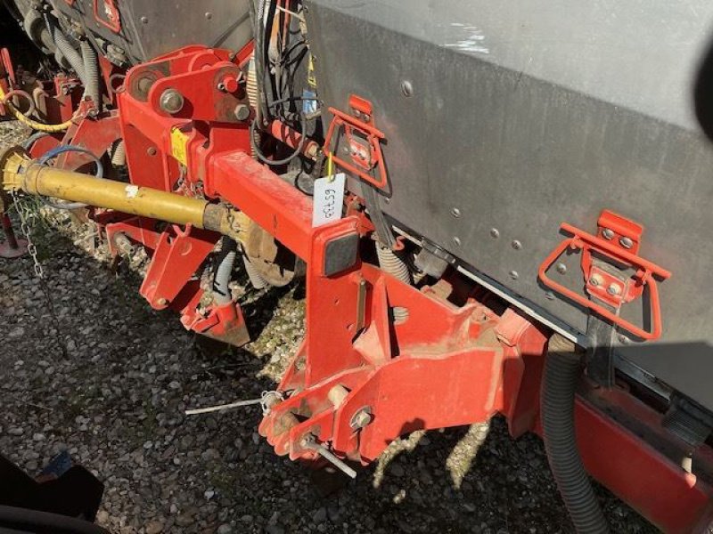 Einzelkornsägerät tip Kuhn 6RGS, Gebrauchtmaschine in les hayons (Poză 3)