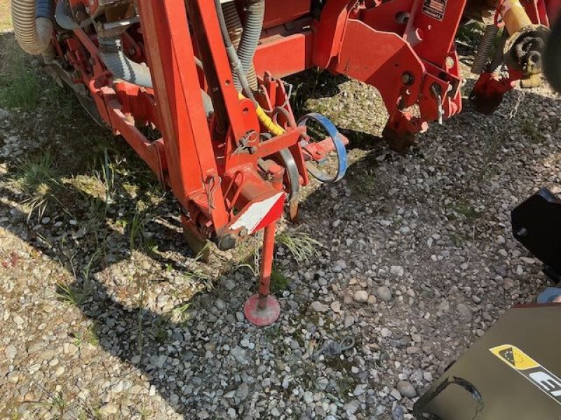 Einzelkornsägerät tip Kuhn 6RGS, Gebrauchtmaschine in les hayons (Poză 4)
