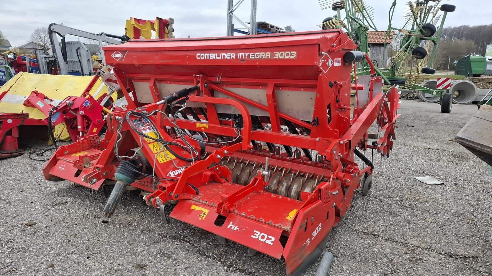 Einzelkornsägerät от тип Kuhn HRB302D, Gebrauchtmaschine в Gundertshausen (Снимка 2)