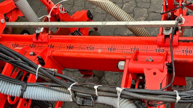 Einzelkornsägerät del tipo Kuhn Maxima 2 8-reihig starr 45 cm Raps/Mais, Gebrauchtmaschine In Neubrandenburg (Immagine 11)