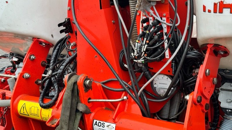 Einzelkornsägerät del tipo Kuhn Maxima 2 8-reihig starr 45 cm Raps/Mais, Gebrauchtmaschine In Neubrandenburg (Immagine 17)