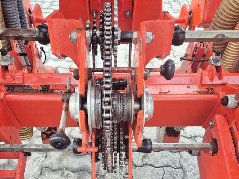 Einzelkornsägerät типа Kuhn Maxima 2 M 300 4-reihig, Gebrauchtmaschine в St. Marienkirchen (Фотография 9)