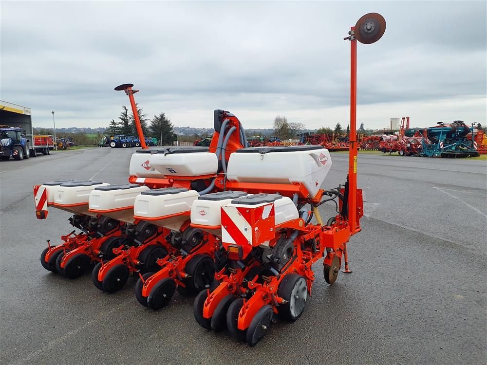 Einzelkornsägerät του τύπου Kuhn MAXIMA 2TS, Gebrauchtmaschine σε ANTIGNY (Φωτογραφία 3)