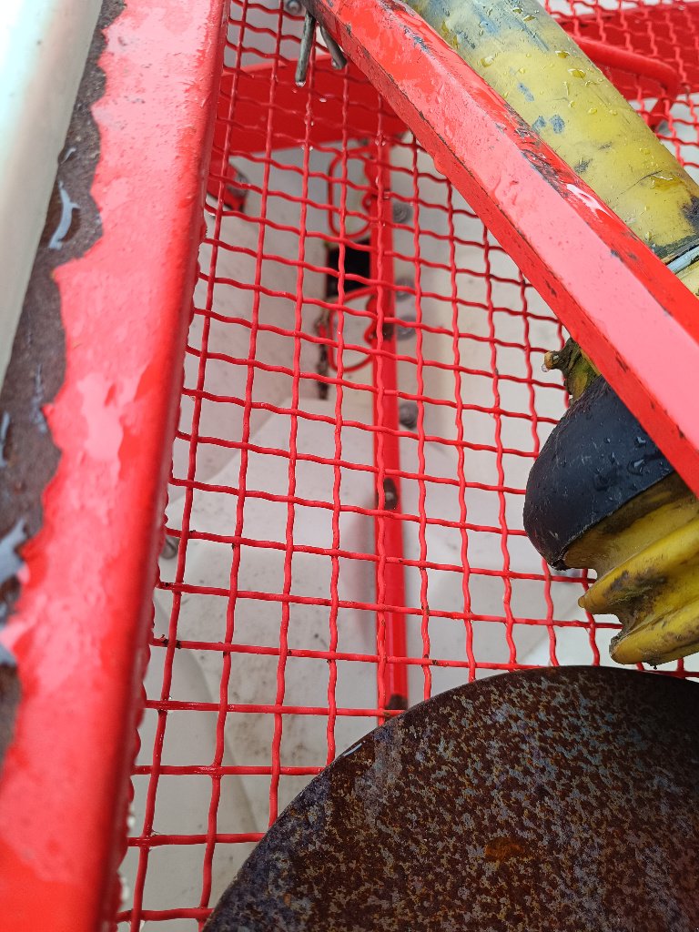 Einzelkornsägerät des Typs Kuhn Maxima 4 rangs, Gebrauchtmaschine in Lérouville (Bild 7)