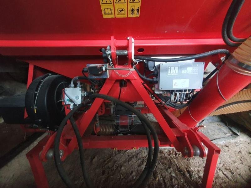 Einzelkornsägerät of the type Kverneland DF1, Gebrauchtmaschine in BRAY en Val (Picture 5)