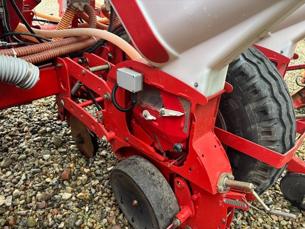 Einzelkornsägerät des Typs Kverneland E Drive Optima HD 8 Rækket, Gebrauchtmaschine in Ribe (Bild 4)