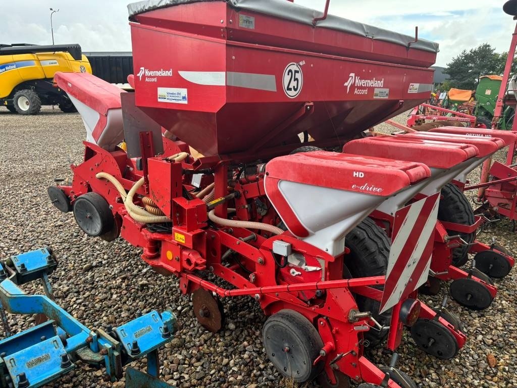 Einzelkornsägerät des Typs Kverneland E Drive Optima HD 8 Rækket, Gebrauchtmaschine in Ribe (Bild 3)